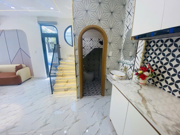 L1660 ⭐️ Nhà Mặt tiền Lê Lai Gò Vấp, SHR, Lô góc, Đ.10m, 2 tầng, 2.8x7m, 5.x tỷ x nhỏ