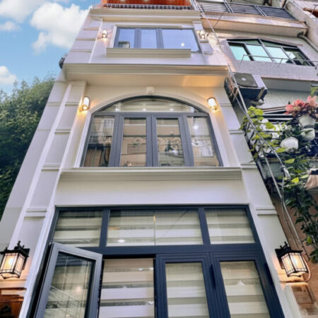 L1666 ⭐️ sát Ngã 6 Cộng Hoà Q3, SHR, Vuông, 4 tầng, 3x4m, 3.x tỷ