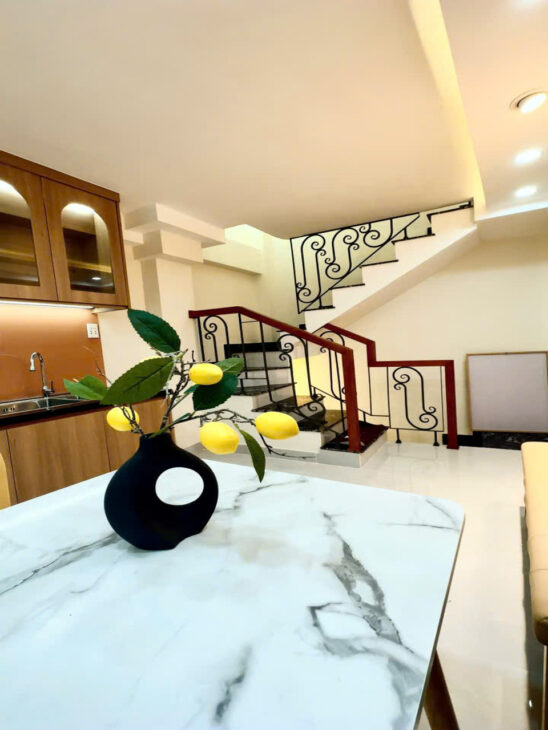 L1666 ⭐️ sát Ngã 6 Cộng Hoà Q3, SHR, Vuông, 4 tầng, 3x4m, 3.x tỷ