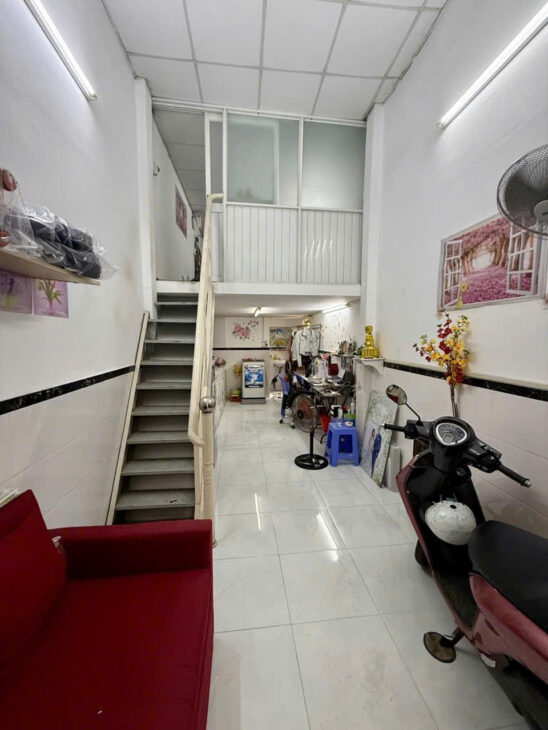 D1685 ⚡️ Giảm 150tr! sát LOTTE Mart Gò Vấp, SHR, Vuông, 2 tầng, 2.8x10m, 2.x tỷ