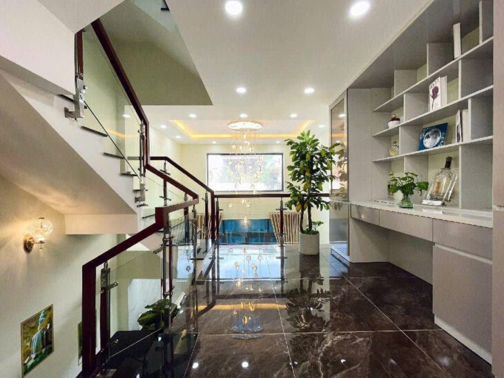 O1690 ???? Giảm 100tr! sát chợ Xóm Mới GV, SHR, Vuông, 4 tầng, 4.2x14m, 6.x tỷ