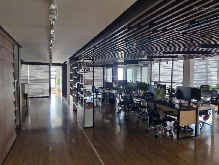 Chính chủ bán căn góc Duplex 2 mặt thoáng siêu rộng tầng 26-27, view hồ Hoàng Cầu, full nội thất 5*