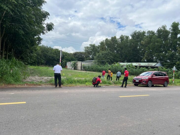 BÁN GẤP 200triệu là mua được 215m2 ĐẤT KCN MINH HƯNG – CHƠN THÀNH – ĐỒNG NAI