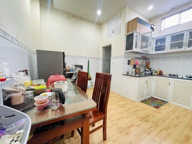 Bán nhà Q.12, đường Lê Thị Nho, 54m2, 2 tầng, 3PN, SH, giá 3.4 tỷ. HXH