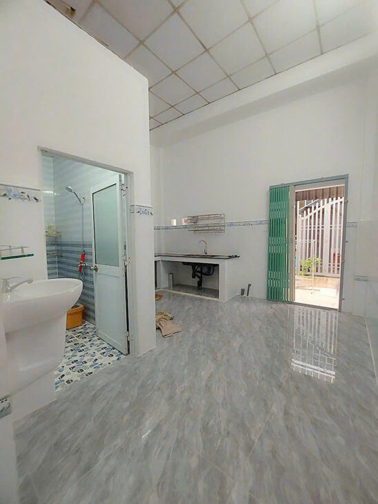 83. nhà 5 triệu 2 phòng ngủ sâu lưng bệnh viện Đa Khoa Trung Ương