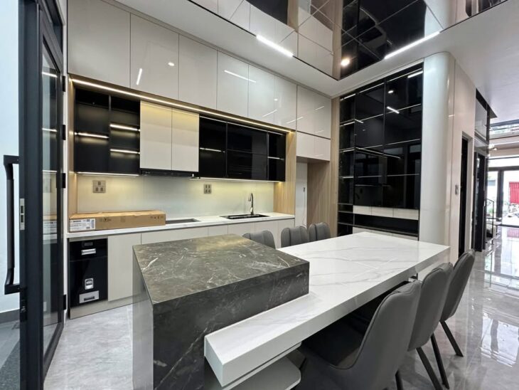 Phân lô Cầu Giấy, Trung Yên, ô tô tránh kinh doanh, 100m, 38 Tỷ