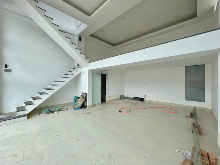 🏢 CHO THUÊ NHÀ 3,5 TẦNG MẶT TIỀN – TRUNG TÂM TP HUẾ