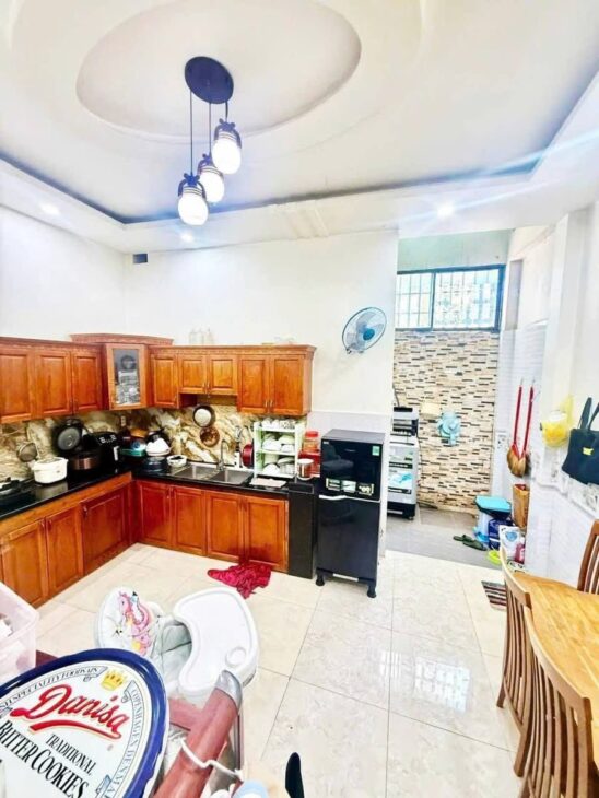 NHÀ 3 TẦNG BTCT ĐẸP 75M2 HXH. KHU VỰC DÂN CƯ SẦM UẤT TRẦN THỊ NĂM. TÂN CHÁNH HIỆP – GẦN BỆNH VIỆN