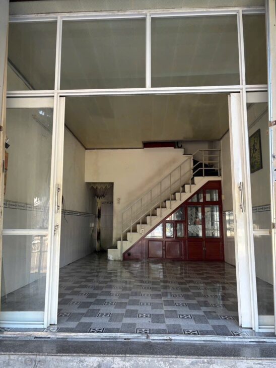 BÁN NHÀ 2 TẦNG MẶT TIỀN KINH DOANH ĐƯỜNG PHƯỚC LONG