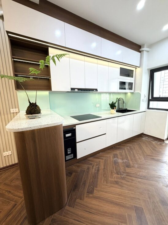 💥GIẬT MÌNH💥Căn CC tuyệt đẹp 130 Đốc Ngữ, 91m 3PN, Nội thất mới toanh, 9.6 tỷ Ba Đình