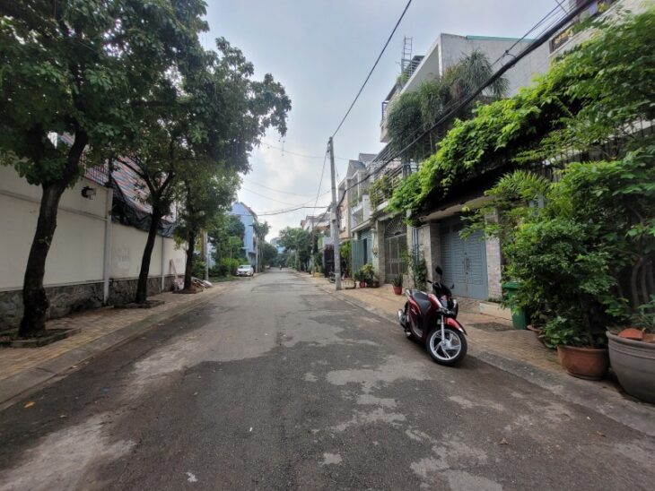 Bán nhà đường Số 7, Linh Trung, Thủ Đức, TP HCM. DT 140m2, 3PN, SH, 10.35 tỷ. LH: 0933125879