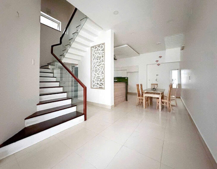 Nhà phố HXH 1 trục Lê Đức Thọ ngang 6.5m 4 lầu 98m2 gần CV Văn Hoá Gò Vấp chỉ 11.9 tỷ.