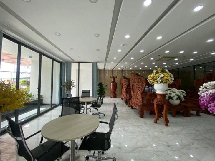 Bán TÒA NHÀ VP 8 tầng 2 hầm ngang 18m MTKD Hà Huy Giáp 471m2 nối dài Nguyễn Oanh 100 tỷ.