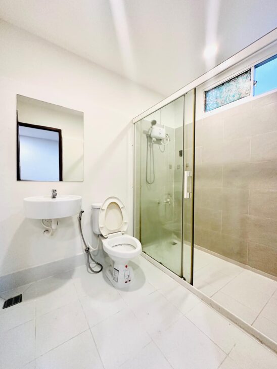 KHU VIP ĐẶNG VĂN NGỮ – XE HƠI 7 CHỖ VÀO NHÀ – NGANG HƠN 5M BỀ THẾ