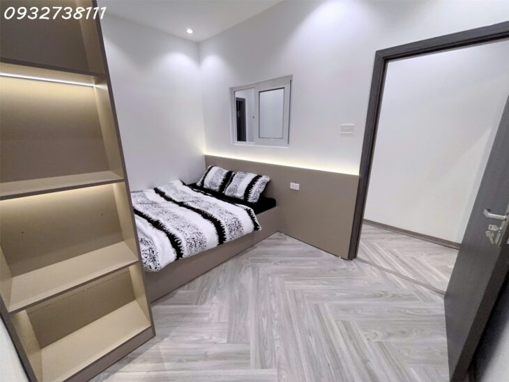 Bán căn hộ nhà tập thể đường Nguyễn Khoái, Hai Bà Trưng, cực đẹp, giá tốt nhất thị trường