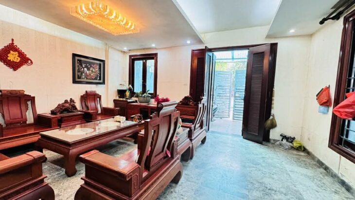 biệt thự lô góc Việt Hưng, vỉa hè rộng, ôtô tránh, view công viên cây xanh