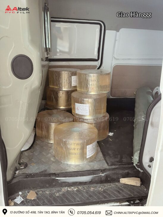 Rèm nhựa pvc trong suốt giá rẻ, dễ lắp đặt, độ bền cao