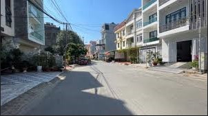 Bán Nhà C4 Lô Góc Mặt Đường Phương Lưu – Vị Trí Đắc Địa Kinh Doanh Sầm Uất