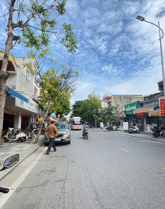 Siêu Phẩm Nhà Mặt Đường Trần Thành Ngọ 213m² – Trung Tâm Hành Chính Kiến An, Hải Phòng