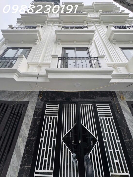 HIẾM bán nhà Cổ Linh Long Biên – 5 tầng – full nội thất – 5 phút ra Aeon Mall Long Biên nhú 6 tỷ