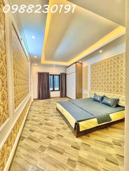 HIẾM bán nhà Cổ Linh Long Biên – 5 tầng – full nội thất – 5 phút ra Aeon Mall Long Biên nhú 6 tỷ