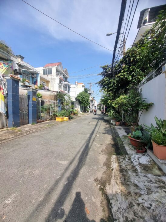 RẺ ĐẸP, Nhà HXH Phan Huy Ích, 61m2 3tầng, Ngang 5m, 6.8 tỷ 0964364745