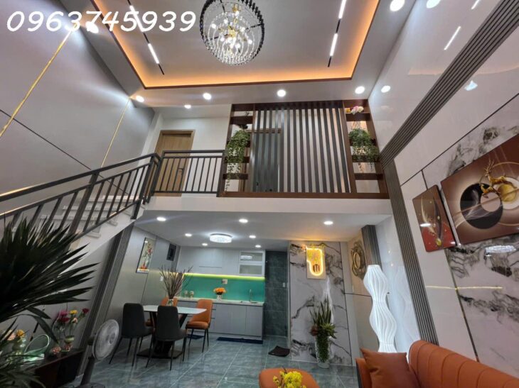 Với 3.95 Tỷ, Sở Hữu Nhà Mới Đẹp Thủ Đức, Ô Tô Vào Nhà, 40m2, Ngang 4.5m, 2 Tầng