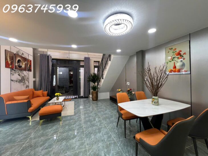 Với 3.95 Tỷ, Sở Hữu Nhà Mới Đẹp Thủ Đức, Ô Tô Vào Nhà, 40m2, Ngang 4.5m, 2 Tầng