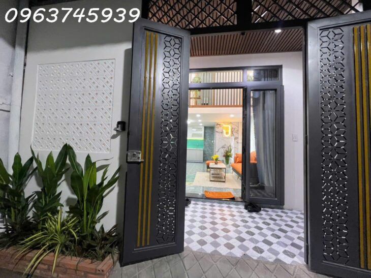 Với 3.95 Tỷ, Sở Hữu Nhà Mới Đẹp Thủ Đức, Ô Tô Vào Nhà, 40m2, Ngang 4.5m, 2 Tầng