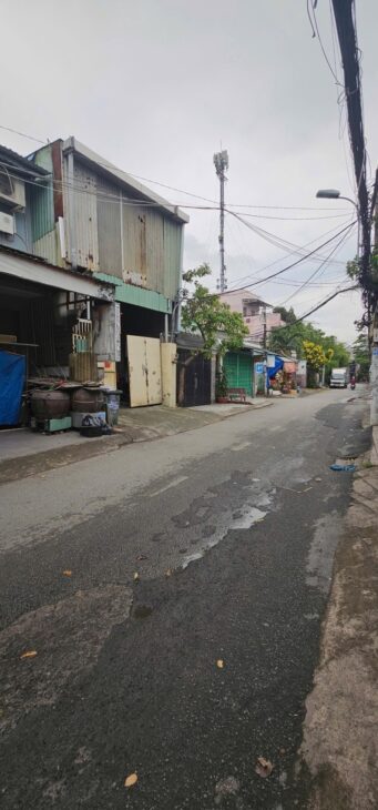 Bán nhà đường Số 13, Linh Xuân, TP HCM. DT 100m2, 2 tầng, 3PN, SH, 6.8 tỷ. LH: 0933125879