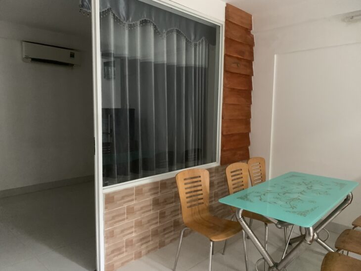 Lô góc kiệt nhựa ô tô 6m Tô Hiến Thành, cách biển 200m, có 2 nhà 2 tầng