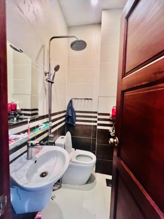 Bán nhà đường Số 6, Phường Linh Tây, Thủ Đức, TP HCM. DT 72m2, SH, 7.99 tỷ. LH: 0933125879