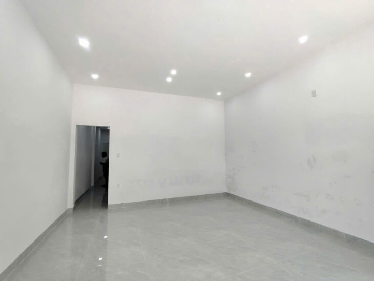 BÁN NHÀ MẶT TIỀN ĐƯỜNG TÔN ĐỨC THẮNG — GẦN: DỰ ÁN SUNGROUP. NHA TRANG