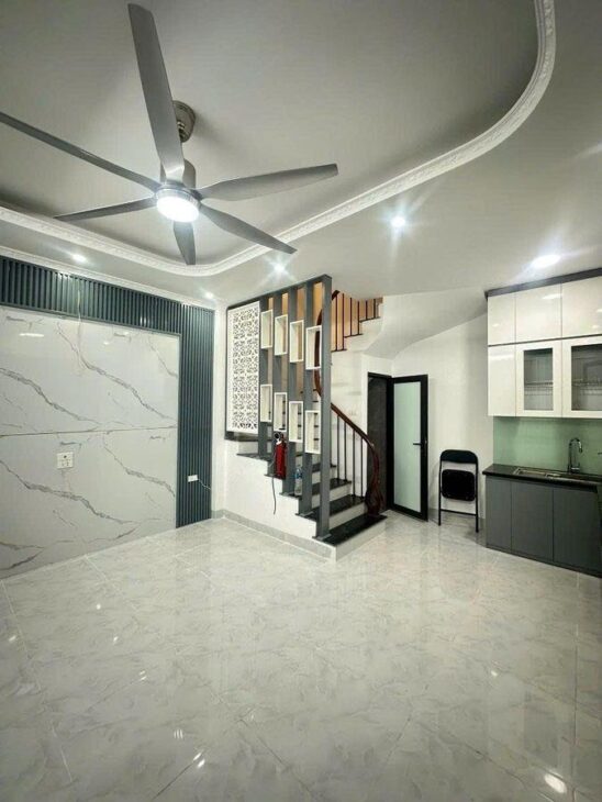 Tôn Đức Thắng • 31m² • 5T • MT 5.3m • 9.9 Tỷ • Đống Đa – Hà Nội