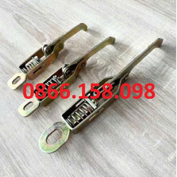 Vai trò của khóa tôm gạt lò xo với xe tải, xe ba gác