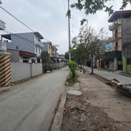 💥𝐇𝐀̀𝐍𝐆 𝐇𝐎T: ⛺️Căn nhà rẻ nhất Thanh Trì – 🚘🚘oto đỗ cửa. Cách 30m xe ô tô buýt tránh.