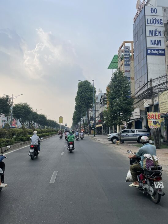 Bán nhà mặt tiền 24x40m giá 109 tỷ Đường Trường Chinh