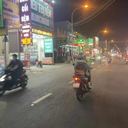 Bán tòa nhà 8,4x30m nhà 6 lầu giá 29 tỷ MT Đường Nguyễn Ảnh Thủ, Q12