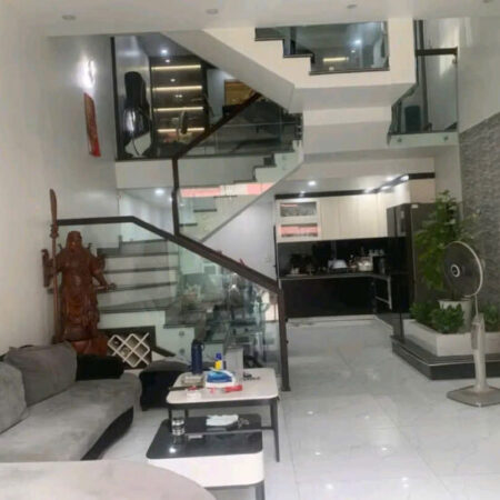 Bán Nhà Đẹp Trung Tâm Đường Nguyễn Trãi, Hải Phòng – Ô Tô Vào Nhà