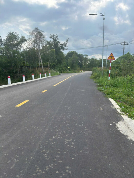 Bán 912m2 dất 2 mặt đường Nguyễn Minh Châu – Tân Hải – LaGi giá ngộp 900tr