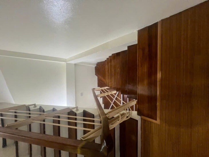 Bán Nhà Lạc Long Quân 51, 6 tầng, 2 thoáng, mặt. tiền lý tưởng!