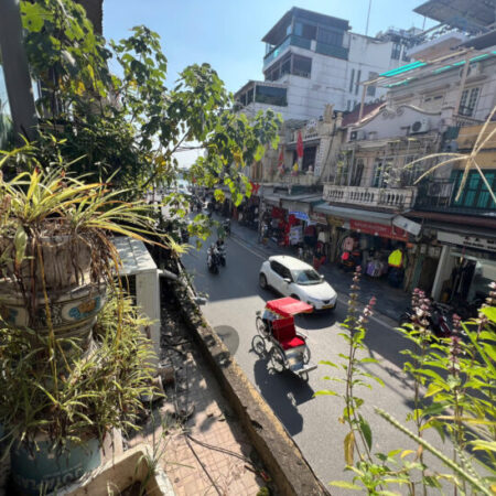 LinhHK cho thuê Gia Ngư 60m tầng 2, view Hàng Đào – hợp xưởng, studio