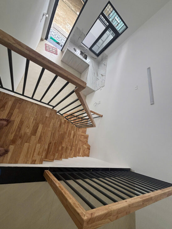 BÁN NHÀ 2 GIAN GIỐNG NHAU CÒN MỚI TINH NGAY DIÊN TOÀN, DIÊN KHÁNH.