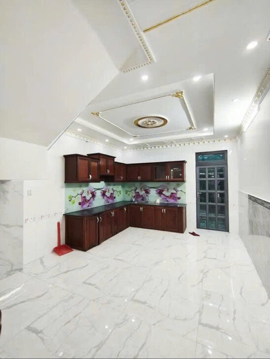 NHÀ ĐẸP BÌNH TÂN – GIÁP TÂN PHÚ – HXH – 4M X 17,5M – 4 TẦNG – OTO VÀO NHÀ – NHỈNH 7 TỶ