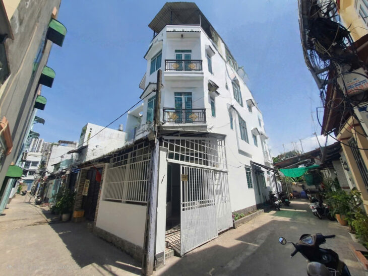 BÁN NHÀ 2 MẶT TIỀN – HẺM Ô TÔ – HUỲNH TẤN PHÁT, QUẬN 7