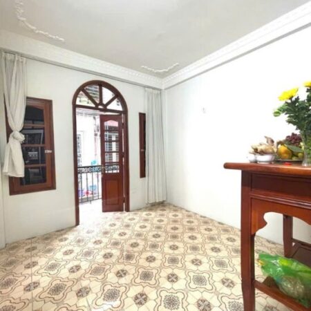 Mặt ngõ 85 Xuân Thủy 42m2 4 tầng mới đẹp thoáng, ô tô, hơn 15 tỷ