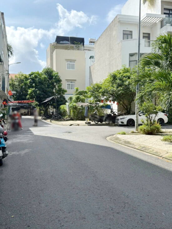 Bán lô đất góc 2 mặt tiền đường Số 2 KDC Bông Sao P5 Q8