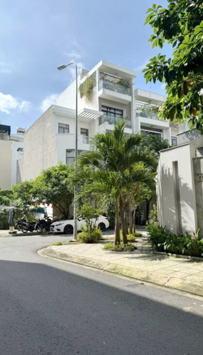 Bán lô đất góc 2 mặt tiền đường Số 2 KDC Bông Sao P5 Q8