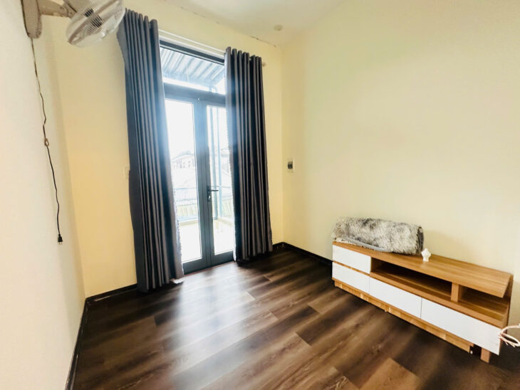 🚗 CHO THUÊ NHÀ KIỆT Ô TÔ – PHẠM VĂN ĐỒNG, TP HUẾ