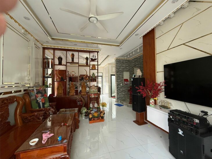 NP1105 biệt thự sang trọng, khu xóm ở kín an ninh, thiết kế 1 lầu hiện đại với 4 phòng ngủ